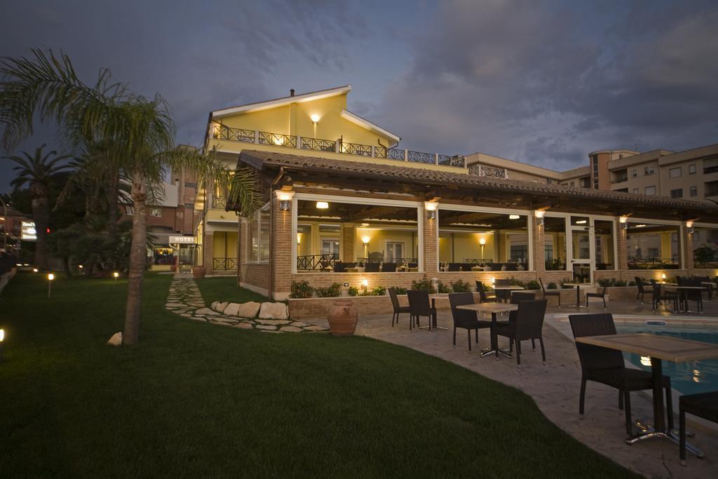 Hotel Villa Tirreno Tarquinia Ngoại thất bức ảnh