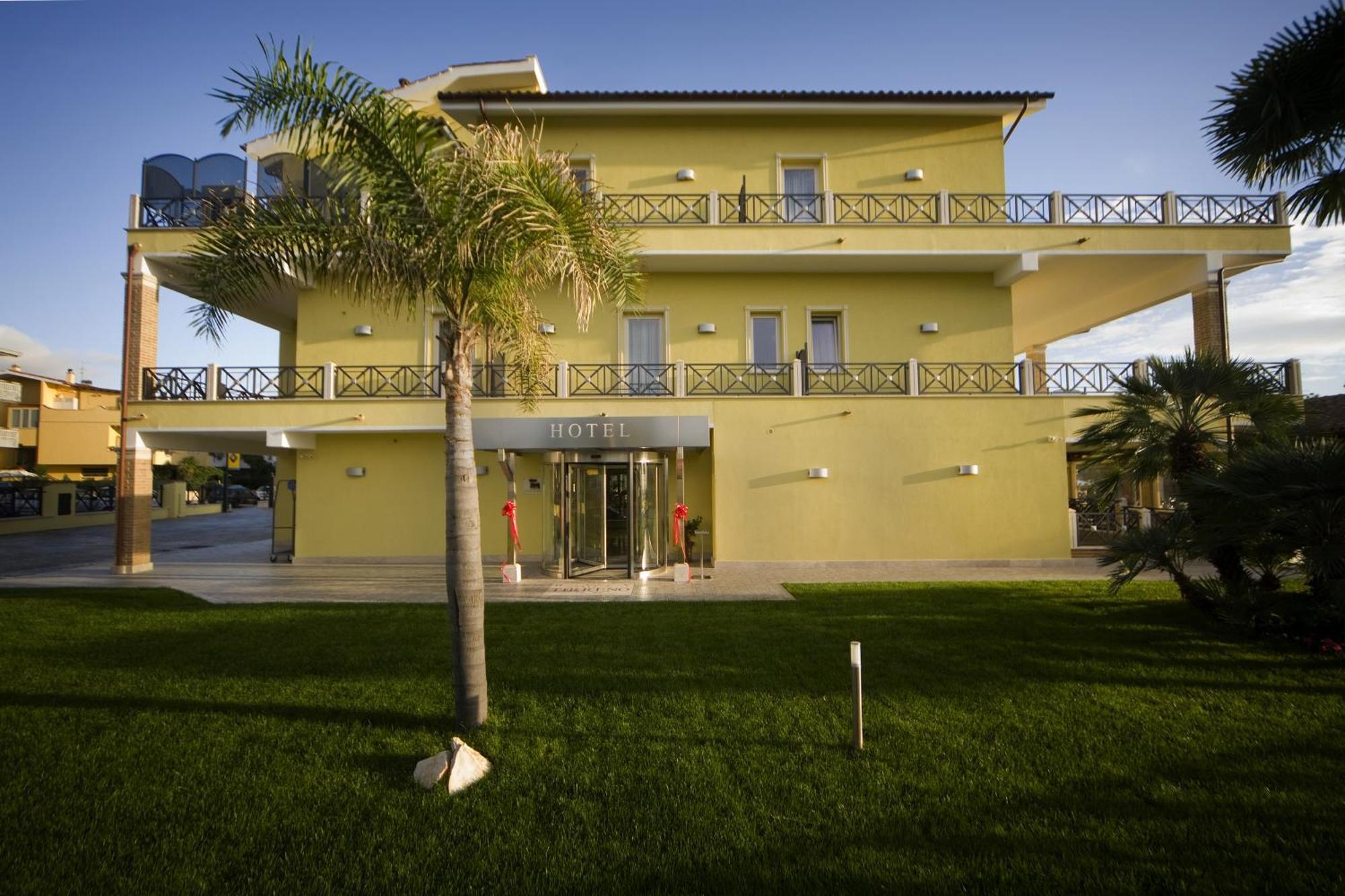 Hotel Villa Tirreno Tarquinia Ngoại thất bức ảnh